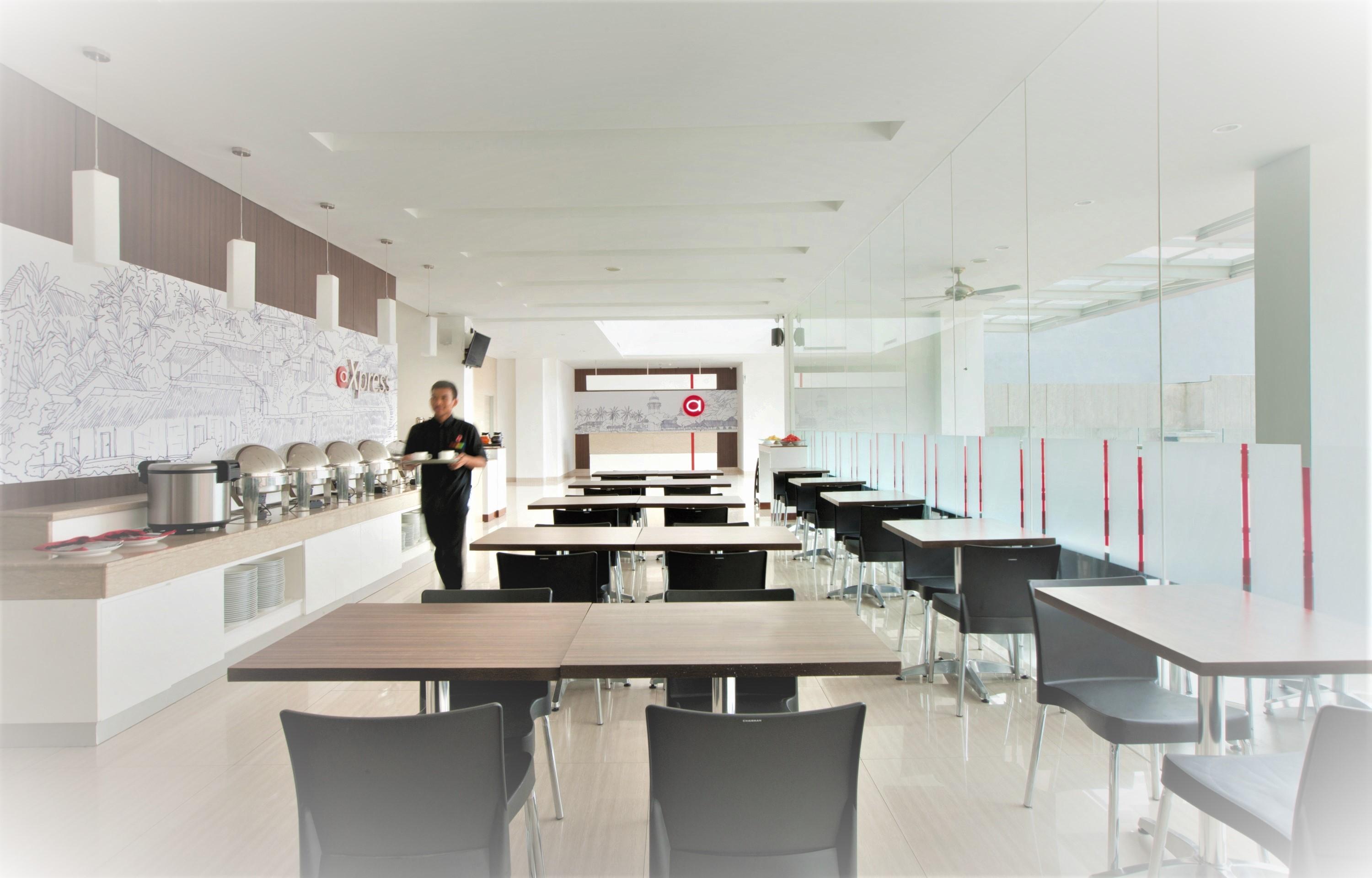 Lynn Hotel Serang Extérieur photo