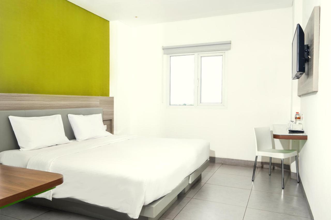 Lynn Hotel Serang Extérieur photo