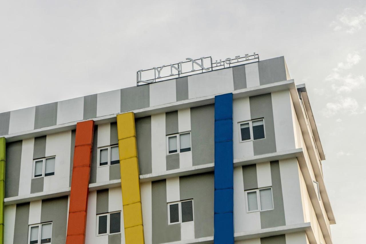 Lynn Hotel Serang Extérieur photo